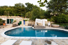 Casa I Limoni garden and swimming pool Massa Lubrense